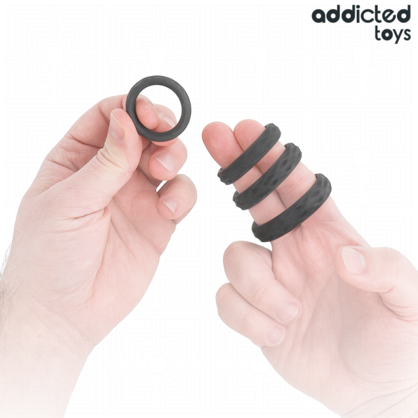 Conjunto de quatro anéis penianos texturizados Addicted Toys, de tamanhos diferentes
