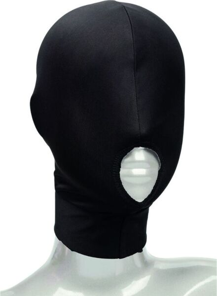 Capuz preto CalExotics Boundless Hood com a boca aberta