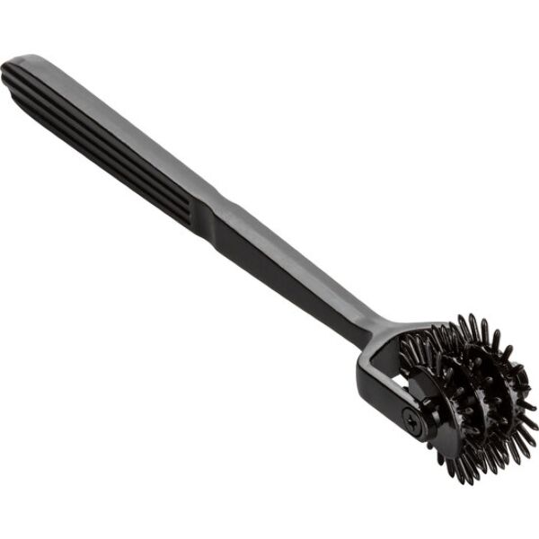 Roda de Wartenberg CalExotics Boundless Trio Pleasure Wheel, de cor preta, com as suas três rodas de pontas