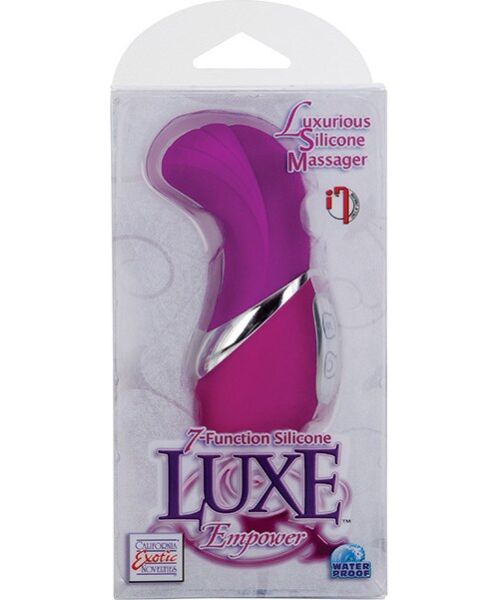 Mini vibrador Calexotics Silicone Luxe Empower em rosa, com ponta curva e estrias