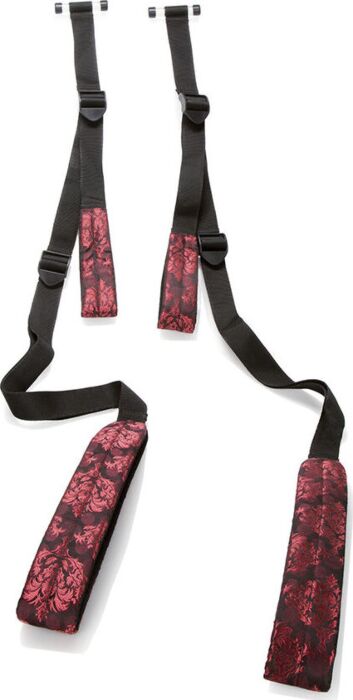 Balançar o escândalo porta