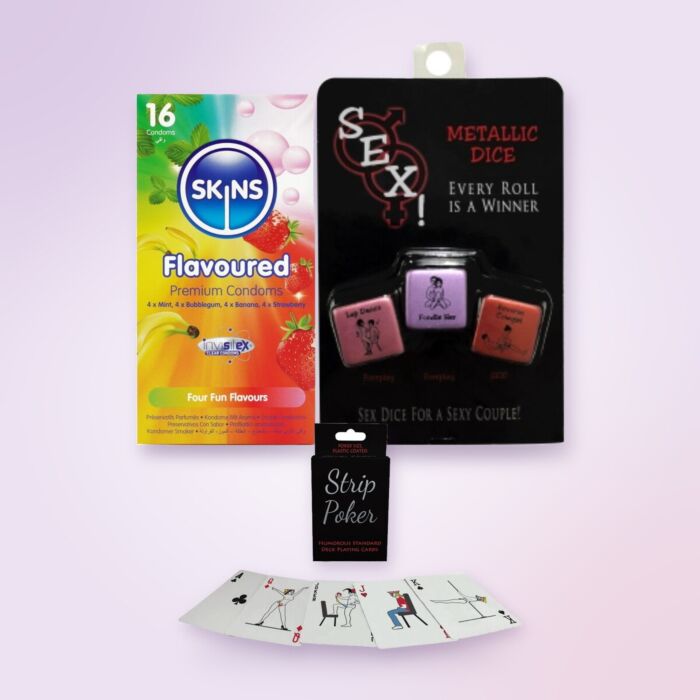 Kit de amigo secreto de brincadeira com strip póquer e preservativos