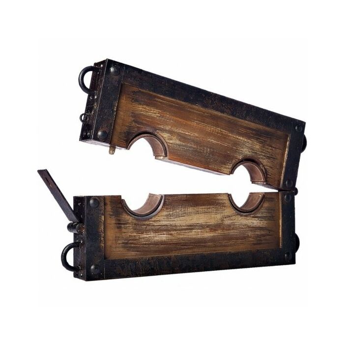 Amarre de madera para muñecas