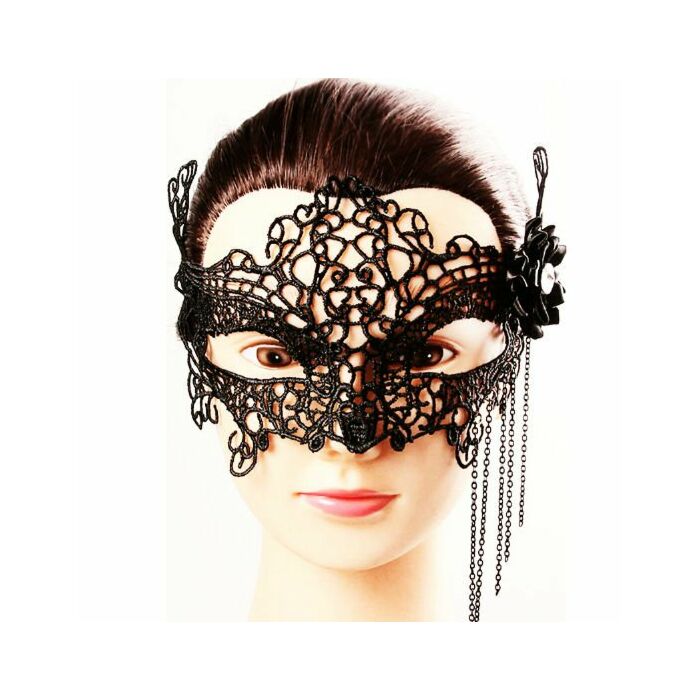 Rainha uma mascara rendas