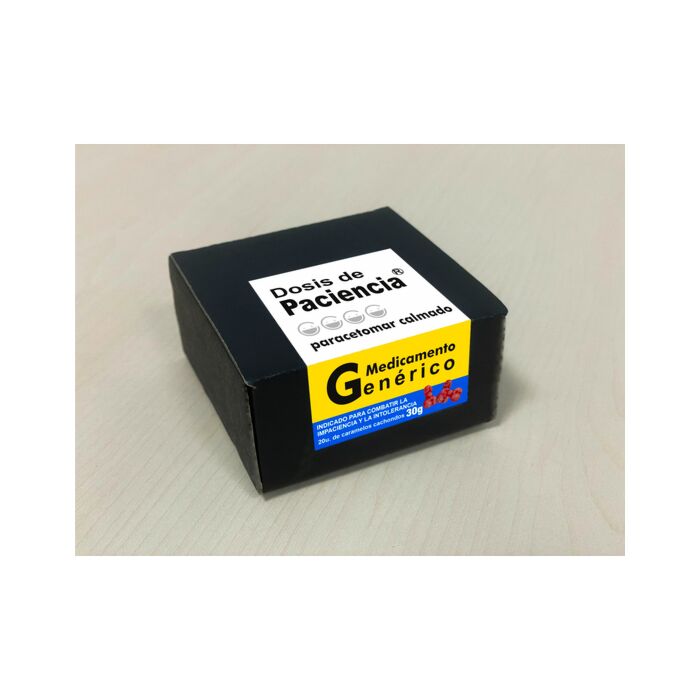 Caixa com 20 doces de morango e cereja - 30g